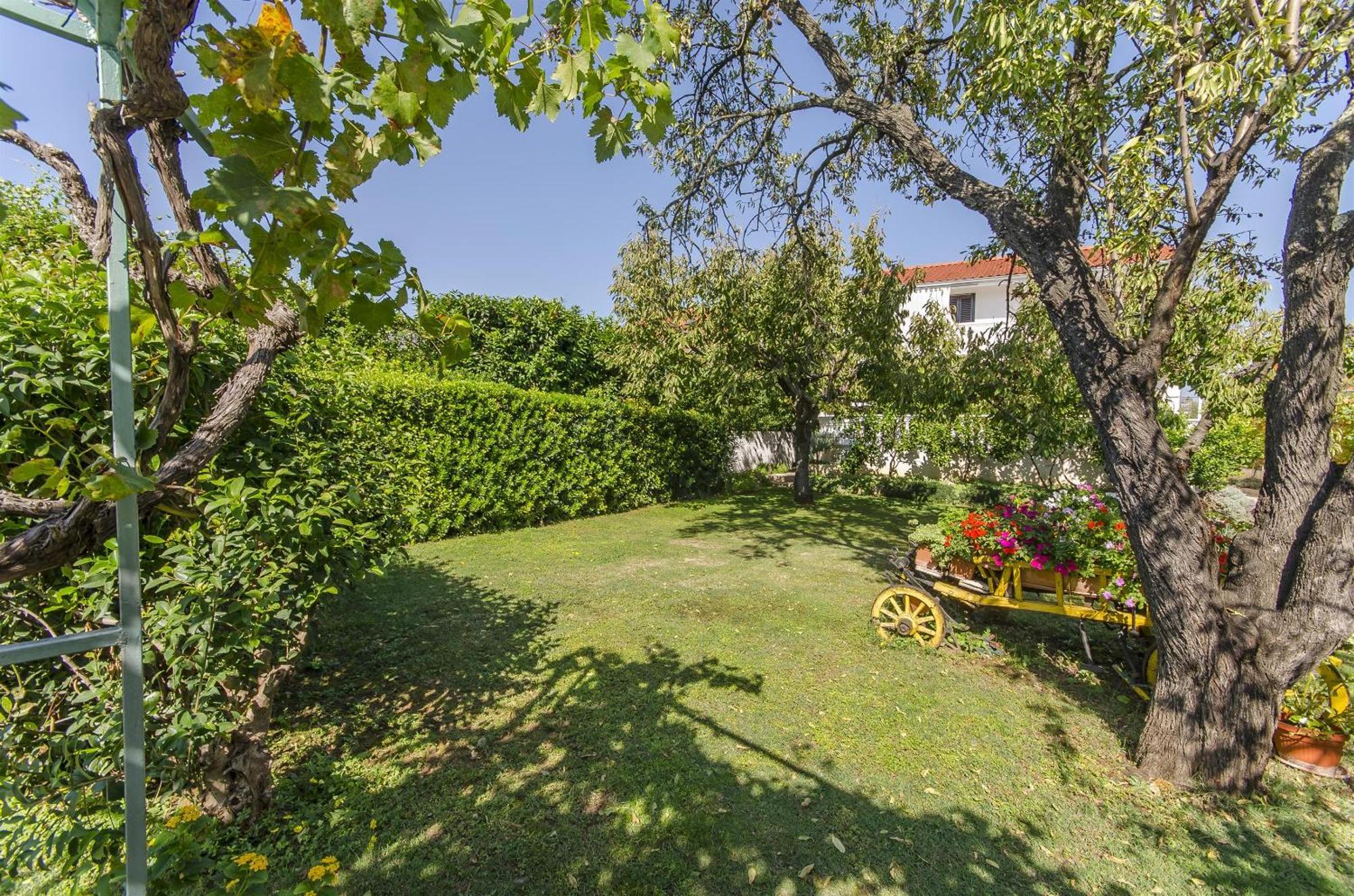 Apartment Tonkica Водице Экстерьер фото